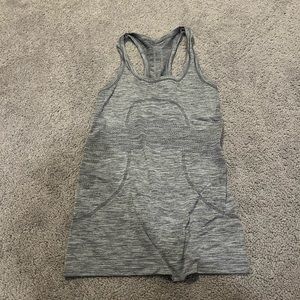 Women’s Lululemon Swiftly Tech